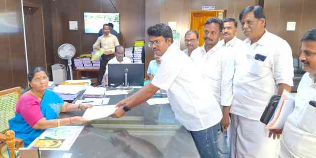 பெரம்பலூர் எம்.பி தேர்தல்: பாஜகவினர் முன்மொழிவில் சுயேட்சை வேட்பாளராக அருண்நேரு என்பவர் மனு தாக்கல்!
