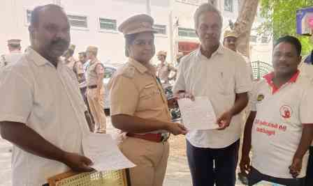 முழு உடல் தானம் பதிவு செய்த பெரம்பலூர் போலீஸ் எஸ்.பி.!