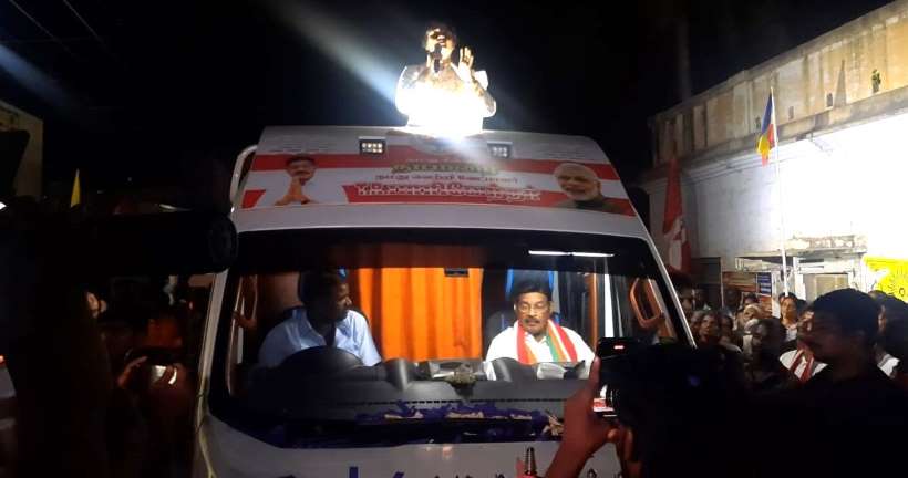 மாமனாருக்காக வாக்குகள் சேகரித்த மருமகள்; பெரம்பலூர் எம்.பி தொகுதியில் ஏழை எளிய மாணவர்களுக்கு இலவச கல்வி தொடரும்!!