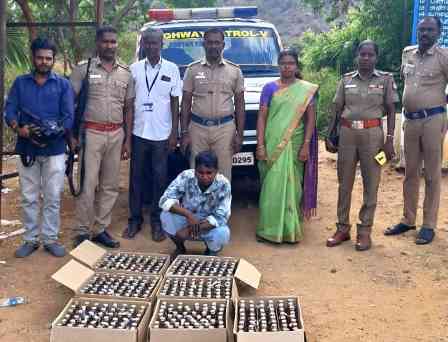 பெரம்பலூர்: உரிய ஆவணங்கள் இல்லாத ரூ.51,000 மதிப்பிலான மதுபாட்டில்கள் பறிமுதல்!