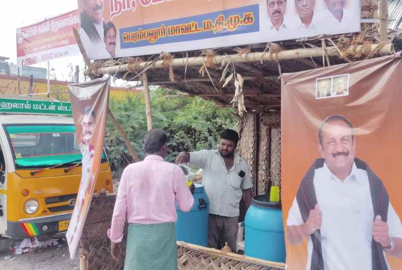 நேற்று மர்ம நபர்கள் பாரல்களை எடுத்து சென்றுவிட்டனர்: இன்று முதல் கோடை முடியும் வரை நீர், மோர், பொதுமக்களுக்கு வழங்கப்படும்: மதிமுக அரசியல் தலைமை ஆலோசனைக் குழு உறுப்பினர் துரைராஜ் தகவல்!
