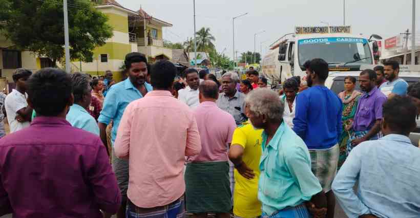 பெரம்பலூர் அருகே முறையாக குடிநீர் வினியோகம் செய்யக் கோரி பொதுமக்கள் சாலைமறியல்!
