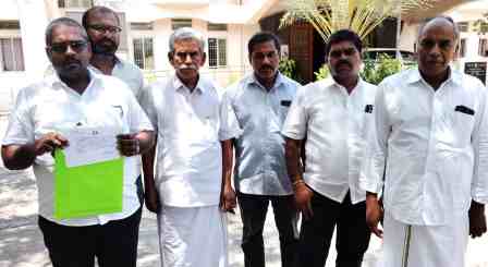 பெரம்பலூர்: சாலை வசதிக்காக, போராட்டம் நடத்த அனுமதி கேட்டு போலீஸ் எஸ்.பி.யிடம் மனு!