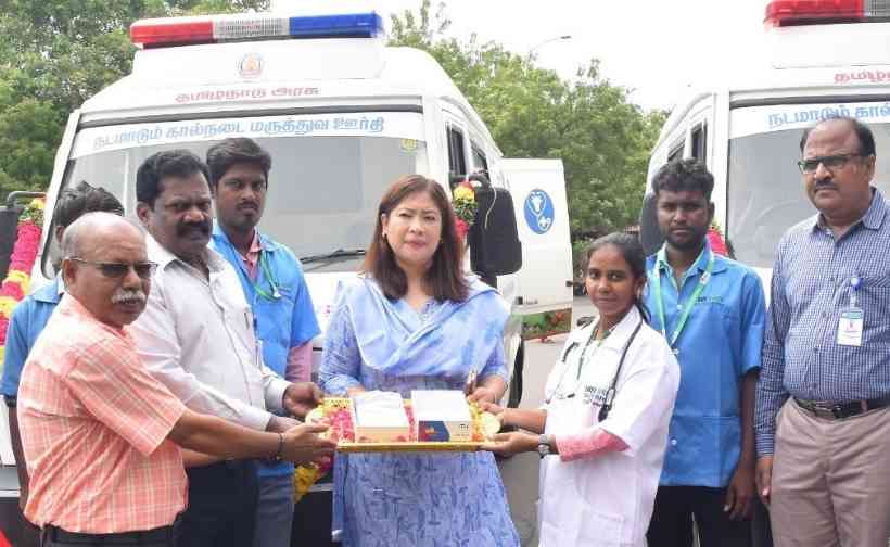 பெரம்பலூர்: நடமாடும் கால்நடை மருத்துவ ஊர்தி சேவை ; 1962 எண்ணில் தொடர்பு கொள்ளலாம் கலெக்டர் தகவல்!