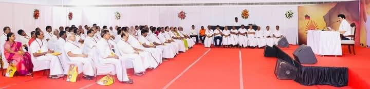 பெரம்பலூர்: 2026 தேர்தல் வெற்றி குறித்து இரு மாவட்ட கட்சி நிர்வாகிகளுடன் முதலமைச்சர் மு.க. ஸ்டாலின் கலந்துரையாடினார்!