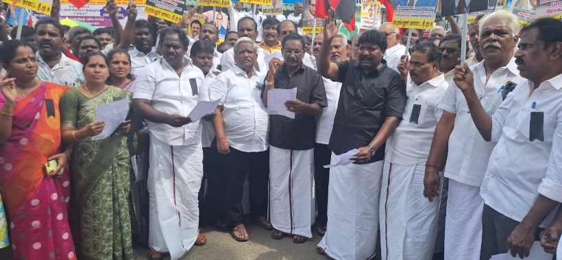 பெரம்பலூர்: அமைச்சர் அமித்ஷா – வைக் கண்டித்து மாவட்ட தி.மு.க., சார்பில் கண்டன ஆர்ப்பாட்டம்!