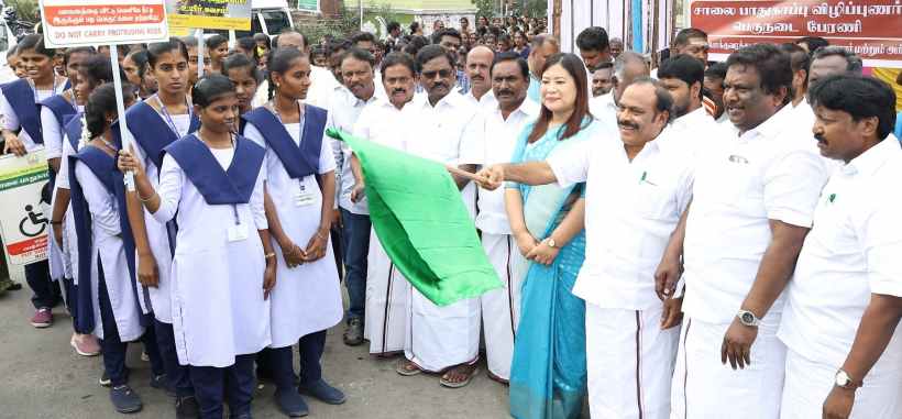 பெரம்பலூர்: தேசிய சாலை பாதுகாப்பு விழிப்புணர்வு பேரணி; அமைச்சர்கள் கணேசன், சிவசங்கர் கொடியசைத்து தொடங்கி வைத்தனர்!