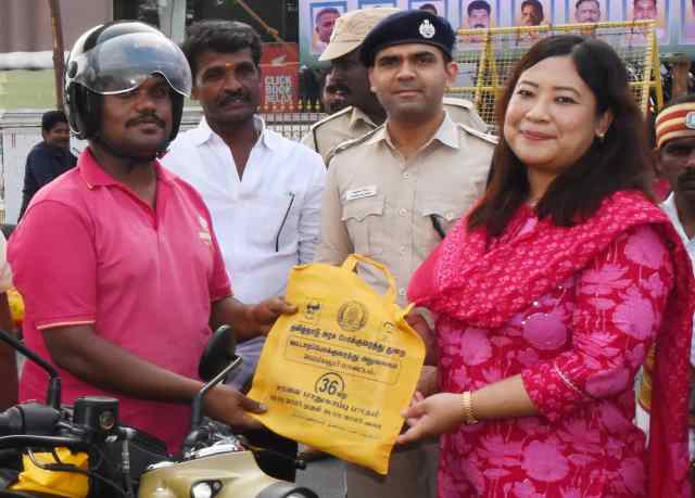 பெரம்பலூரில் சாலை பாதுகாப்பு விழிப்புணர்வு பேரணி ; கலெக்டர் கொடியசைத்து தொடங்கி வைத்தார்!