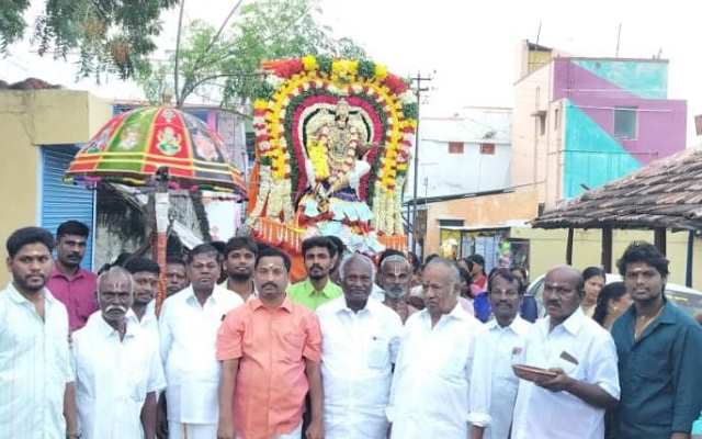 பெரம்பலூர்: சங்குப்பேட்டை வரதராஜ பெருமாள் கோவிலில் சொர்க்கவாசல் திறப்பு விழா!