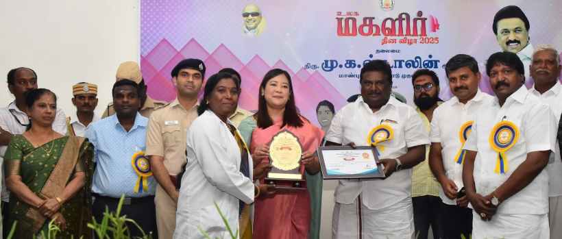 பெரம்பலூர்: உலக மகளிர் தின விழா: மகளிர் சுய உதவிக்குழுவினருக்கு ரூ.48.46 கோடி வங்கிக் கடன், அமைச்சர் சிவசங்கர் வழங்கினார்!