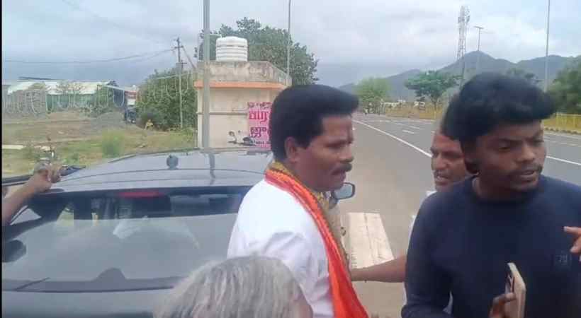 பெரம்பலூர்: காரில் போலி பதிவெண் போட்டு சென்ற பிஜேபி மாநில செயலாளரிடம் போலீசார் விசாரணை!