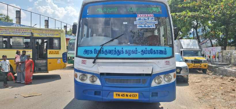 பெரம்பலூர்: பார்சல் கொடுக்க சென்ற ஆளும் கட்சி செய்தியாளரின் காரை மறித்து பஸ்சை நிறுத்தி அடாவடியில் ஈடுபட்ட அரசு பஸ் டிரைவர்!