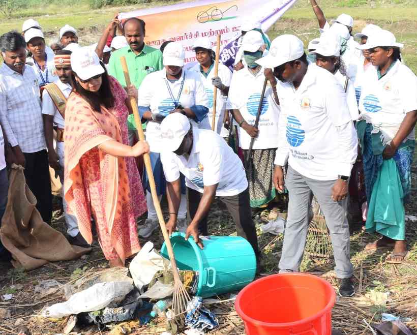 பெரம்பலூர்: நெடுவாசல் கிராமத்தில் பிளாஸ்டிக் கழிவு சேகரிப்பு பணி; கலெக்டர் இன்று தொடங்கி வைத்தார்!
