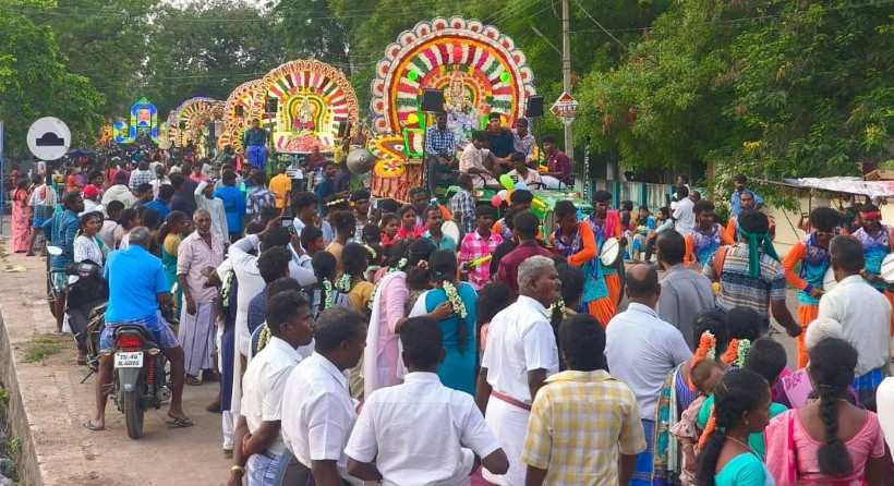 பெரம்பலூர்: சிறுவாச்சூர் மதுர காளியம்மன் கோவில் பூச்சொரிதல் விழா! இன்று அதிகாலை முதல் நடந்தது!